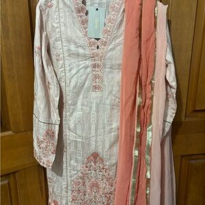 Sapphire brand Kurta and dupatta